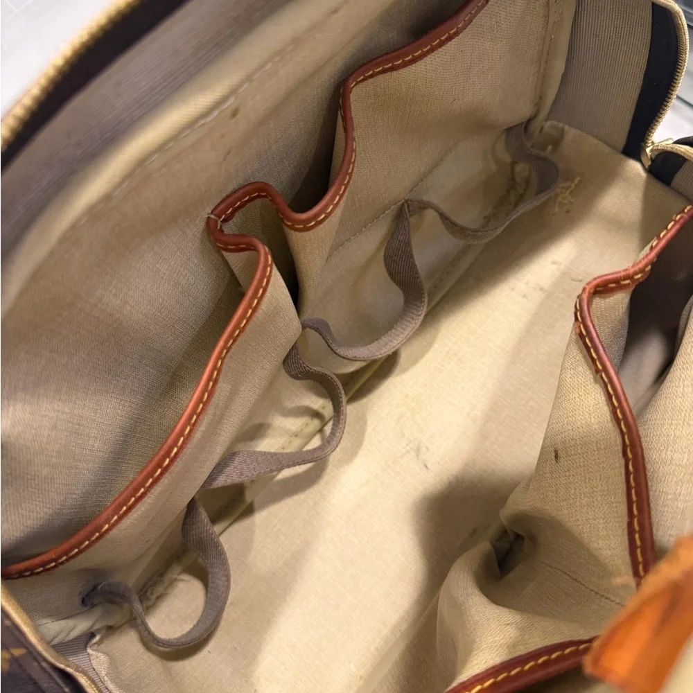 Louis Vuitton Monogram brown and tan Duffel Bag - Picture 9 of 12